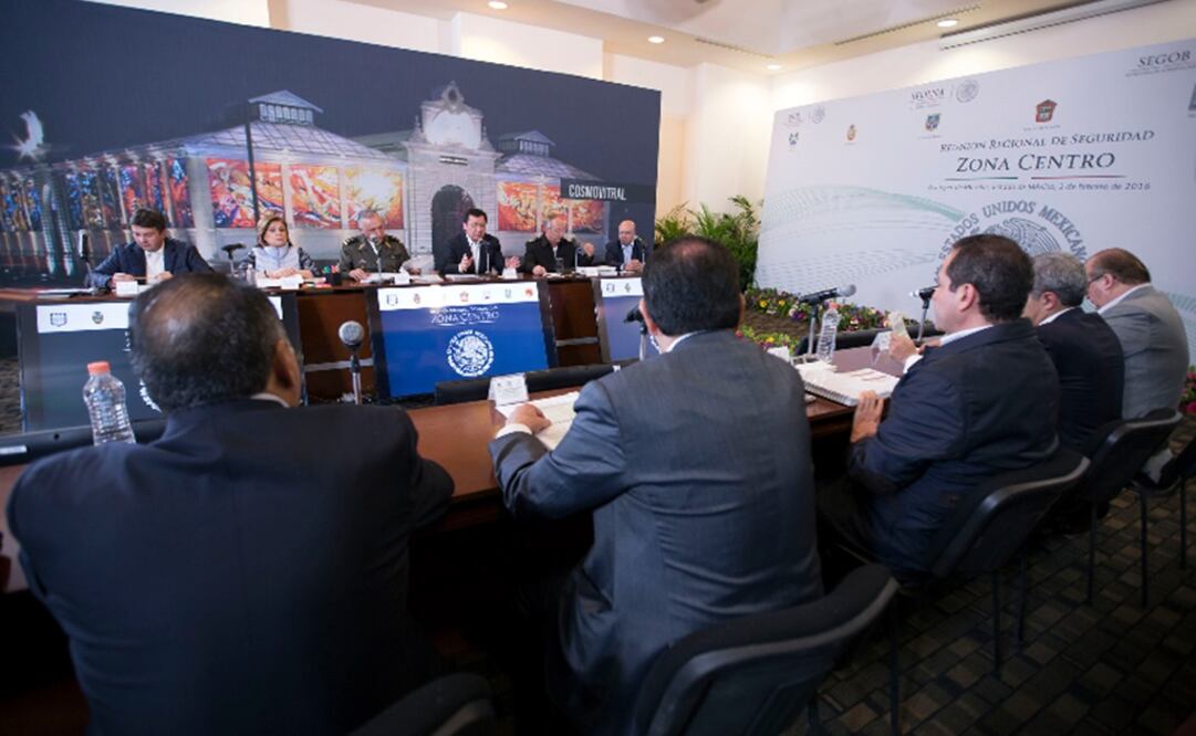 La reunión se llevó a cabo en el hotel de un complejo comercial en Ecatepec. /Especial