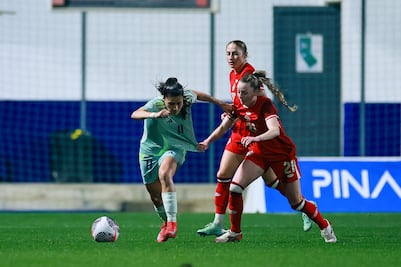 Selección Mexicana Femenil sufre un tropiezo ante Canadá; vive una derrota en la Pinatar Cup 