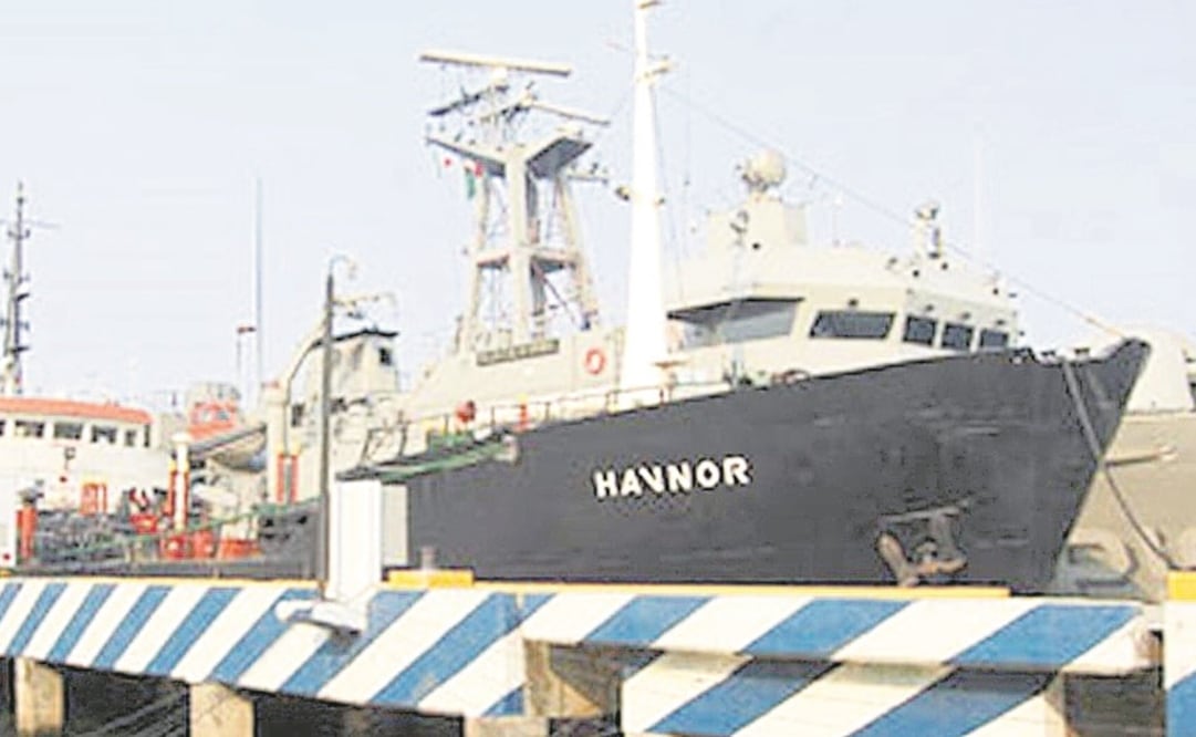 El buque Havnor fue asegurado en el sexenio anterior por traficar con combustible en altamar. En la nave fueron encontrados 900 mil 928 litros de diesel ilegal. (FOTOS: ESPECIALES)