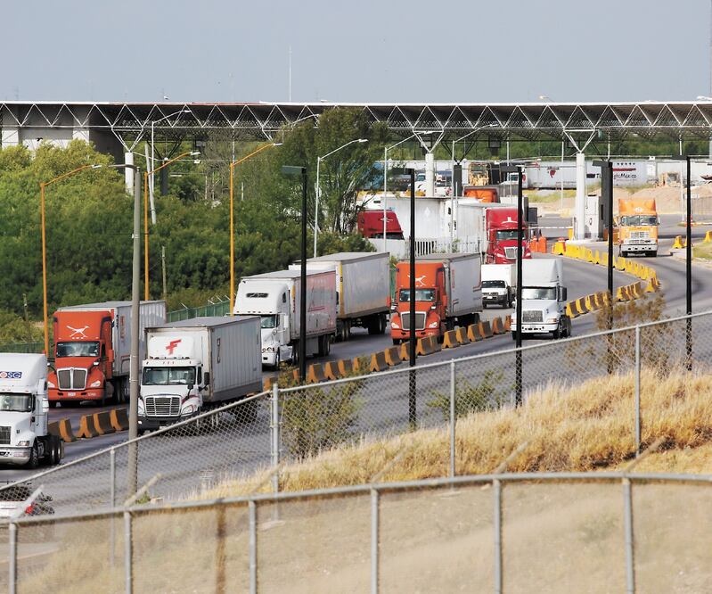 En 2019, en la frontera entre México y EU hubo 78 millones 720 mil 790 cruces vehiculares. Foto: ARCHIVO EL UNIVERSAL