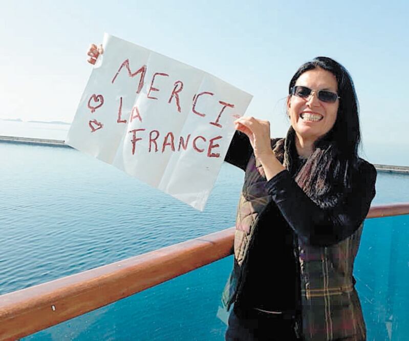 La mexicana Mildred Rhodes permanece aislada en un hotel de Italia, pese a no estar contagiada de Covid-19, donde espera para poder regresar. Foto: ESPECIAL