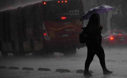Reportan intensa lluvia en diferentes puntos de la CDMX