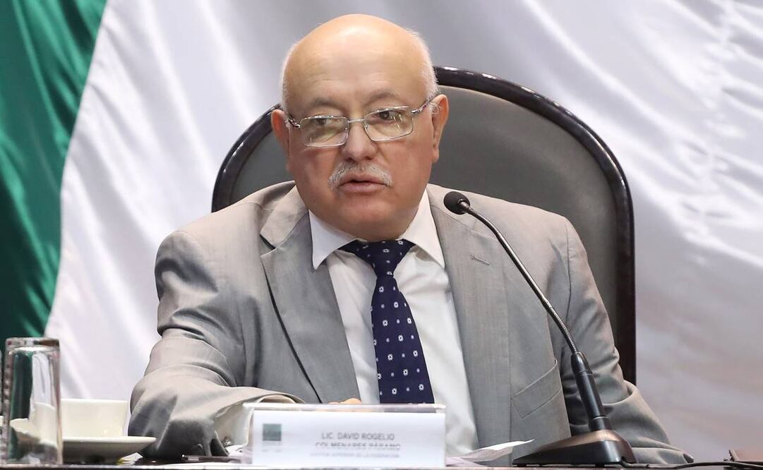 Tunde la 4T al auditor