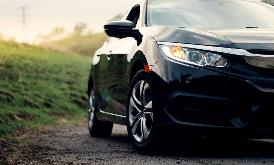 El líquido de frenos puede absorber humedad que le va restando eficiencia, según los especialistas / Foto: Unsplash