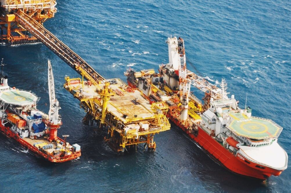 Ruptura En 2004 Pemex quiso concluir el contrato con COMMISA y la expulsó de los sitios de trabajo (ARCHIVO. EL UNIVERSAL)