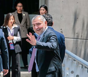 Corcholatas dejan rencillas para sumarse al festejo de quien fue su oponente