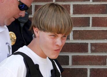 Formulan 9 cargos a supuesto autor de masacre en Charleston