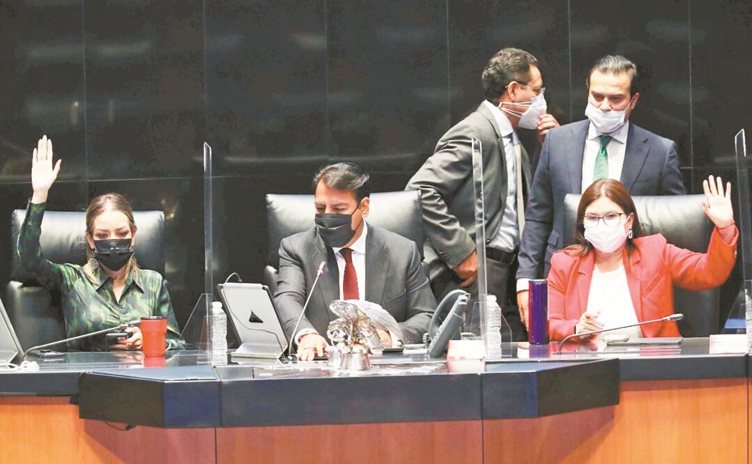 Los senadores aprobaron en lo general las nuevas disposiciones de la Ley Federal de Consulta Popular. Foto: ESPECIAL