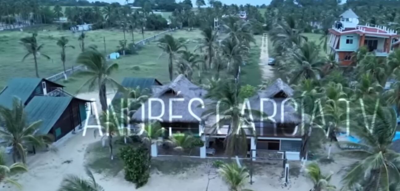 Imágenes de la casa de Andrés García previo al paso del huracán "Otis". Capturas vía Youtube.