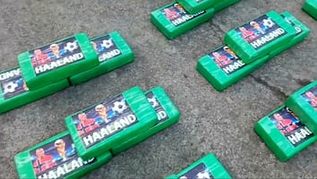 Ecuador decomisa paquetes de droga con la imagen de Haaland y Messi; cargamento llevaba más de 360 kilos de cocaína
