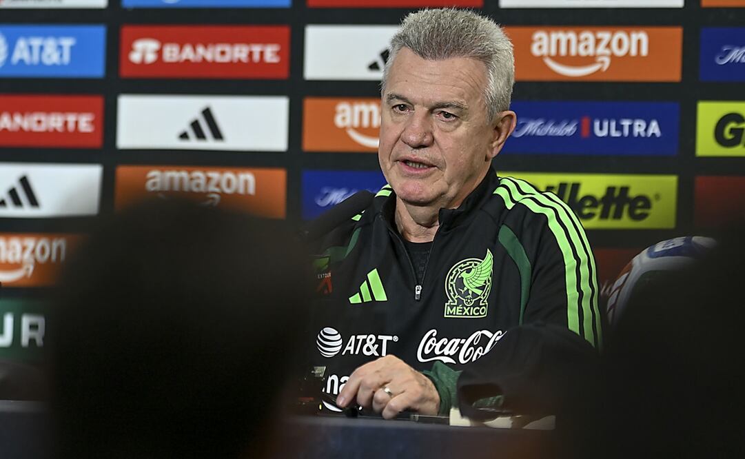 Javier Aguirre lanza mensaje a sus seleccionados tras criticar a la afición de Torreón / Foto: Imago7