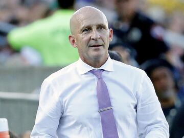 Cesan a técnico de la liga femenil de Estados Unidos por coerción sexual