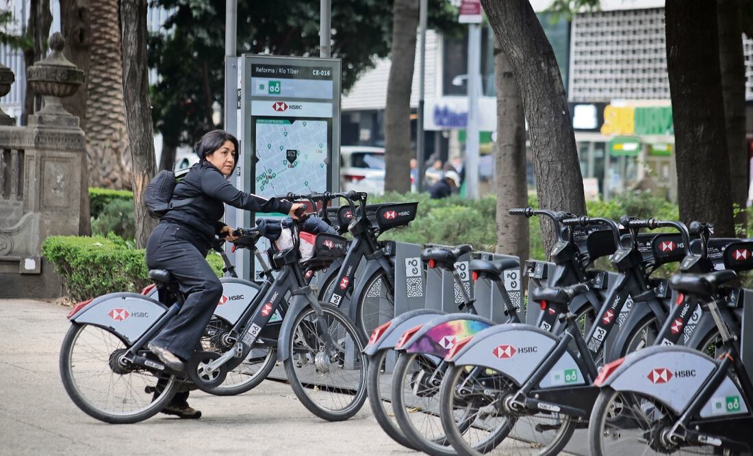 Se ha dado mantenimiento a 3 mil 100 bicicletas para atender la demanda ciudadana, dice Semovi. Foto: Luis Camacho / EL UNIVERSAL