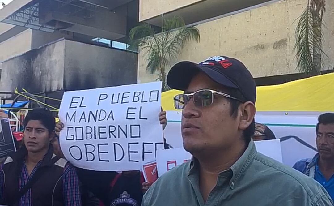 En el ayuno por tiempo indefinido participan 80 inconformes, otro grupo de pobladores inició anoche en la cabecera de Amatán. Foto: Especial