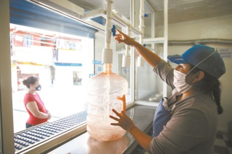 En confinamiento, da giro de 180 grados: de ser madre a maestra