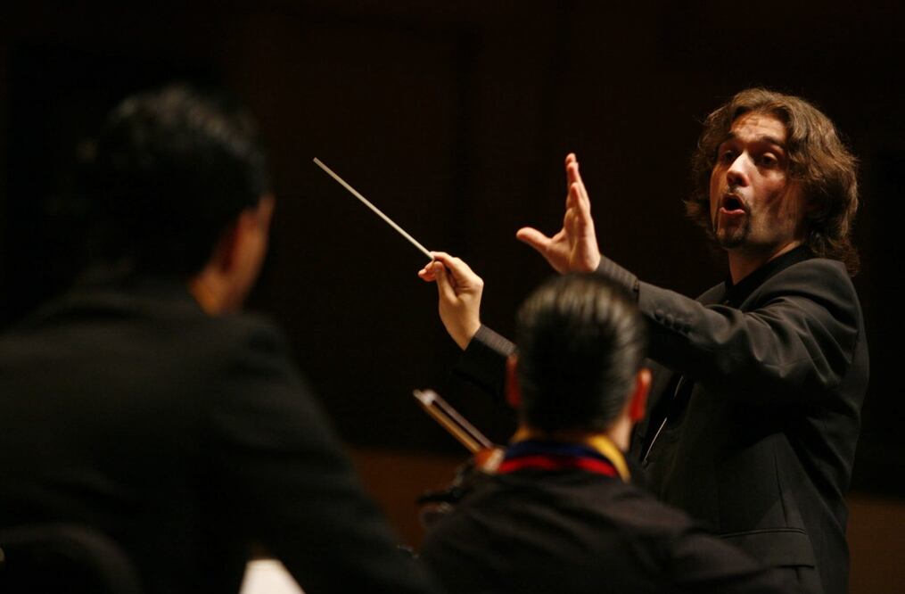 Pablo Mielgo, es el nuevo director de la Symphony of the Americas. Foto: EFE/ Ana Mengotti, archivo