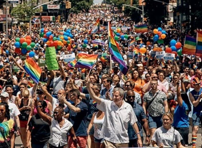 Nueva York celebra un multitudinario Desfile del Orgullo Gay