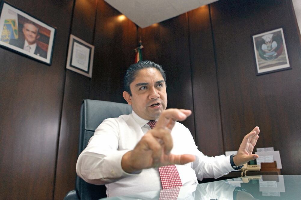 Edgar Tungüí. Secretario de Obras y Servicios del DF (LUCÍA GODÍNEZ. EL UNIVERSAL)