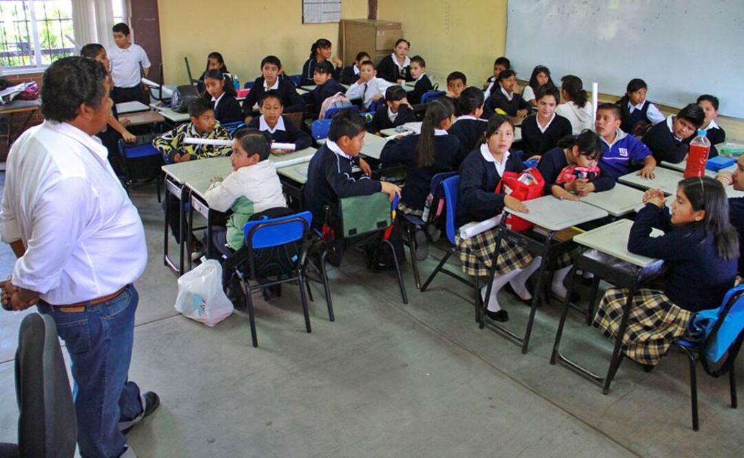 Tras examen, 856 maestros acceden a altos cargos
