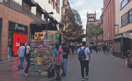 Trabajan en reubicación de ambulantes 