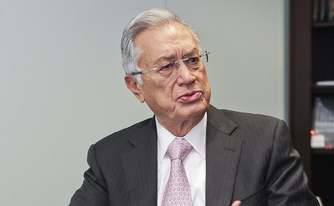 ¿Esconden sus bienes Bartlett y López-Gatell?