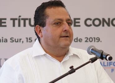 Gobernador de Baja California Sur da positivo a Covid-19