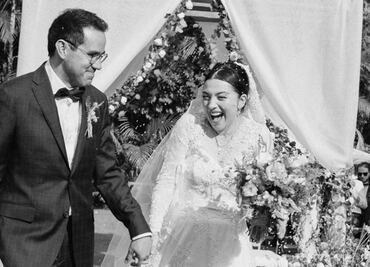 Mon Laferte responde a las críticas por haberse casado de blanco