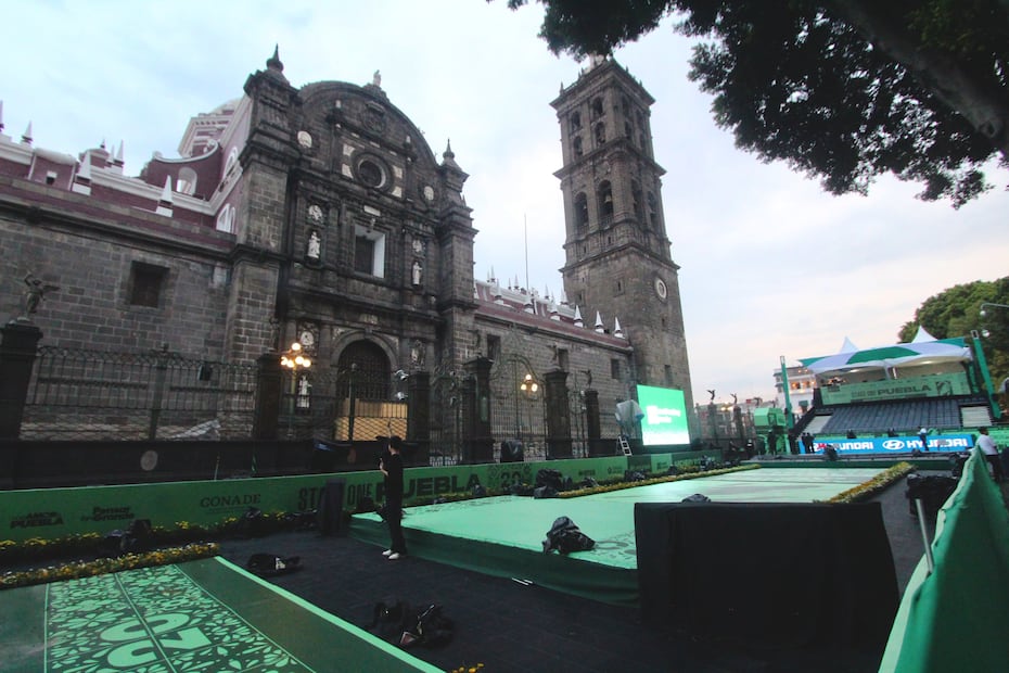 Así es el espectacular estadio en la Catedral de Puebla para las finales de la Copa del Mundo de Tiro con Arco - Foto: Omar Contreras/EL UNIVERSAL
