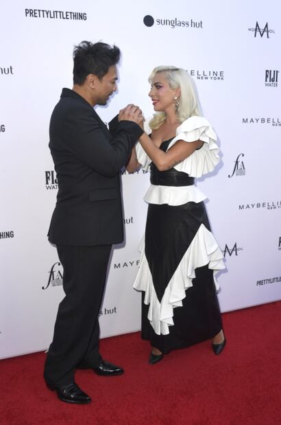 Y la peor vestida de la semana es… Lady Gaga en los premios Daily Front Row