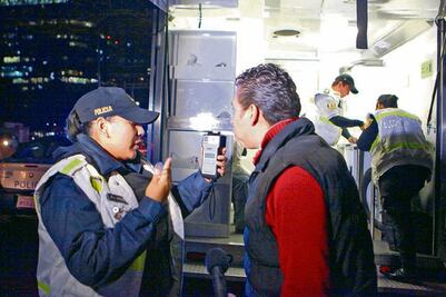 Indagarán apps que alertan de alcoholímetro