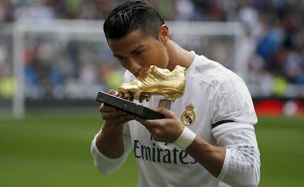 Cristiano Ronaldo ofrece a la afición su cuarta Bota de Oro
