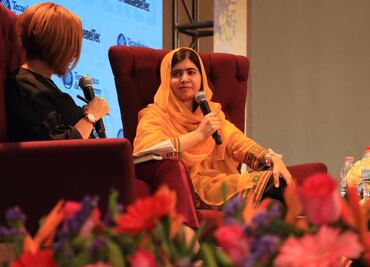 El odio es inaceptable, dice Malala sobre muro de Trump