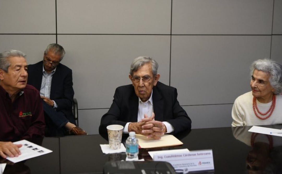 Cuauhtémoc Cárdenas presidió la primera sesión de la Comisión Consultiva del Petróleo de Pemex el 21 de abril de 2026. Foto: Especial