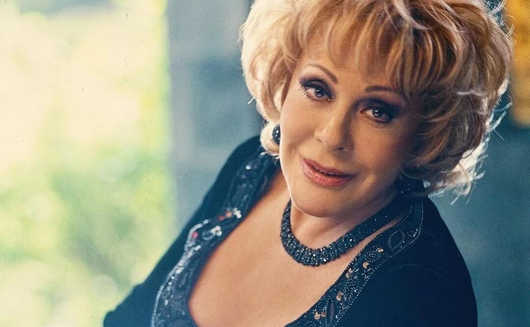Silvia Pinal fotografiada por Uriel Santana. Foto: Instagram @urielsantanafoto