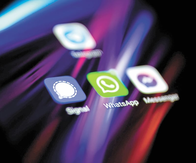 Entre las principales redes sociales que utilizan los usuarios en México se encuentran Facebook, WhatsApp e Instagram. ARCHIVO EL UNIVERSAL