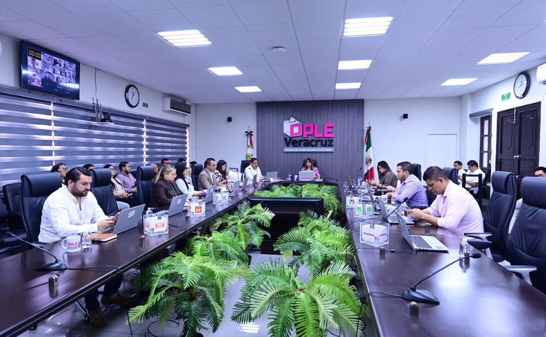 El Consejo General del OPLE Veracruz aprobó dos organizaciones como partidos políticos locales, efectivos para julio 2026. | Foto: Especial.