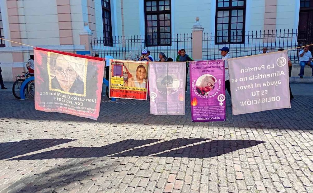 Colectivos feministas exigen medidas firmes contra deudores alimentarios en Yucatán; acusan falta de respuesta oficial. 
Foto: Especial.
