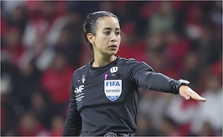 La mexicana Katia Itzel García es reconocida como la sexta mejor árbitra del mundo