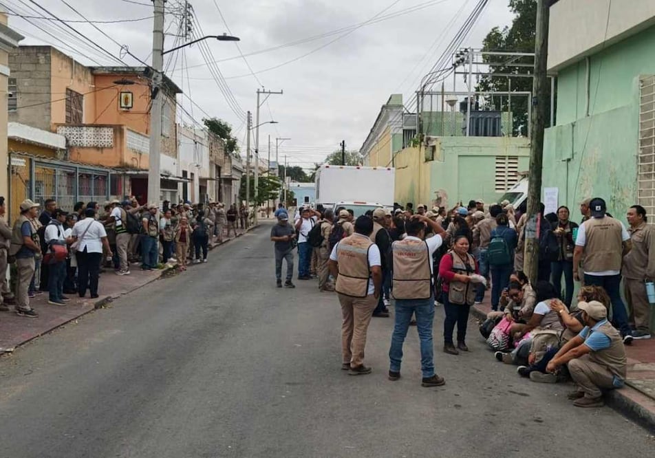 Protesta de trabajadores del sector salud en Yucatán. Foto: Especial
