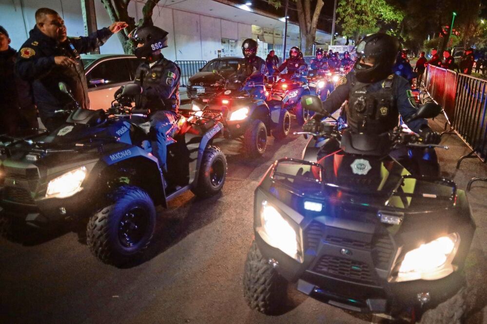 Como parte del operativo de seguridad en Benito Juárez se desplegaron 61 motocicletas, 23 cuatrimotos y 127 elementos de la SSC. Foto: Especial