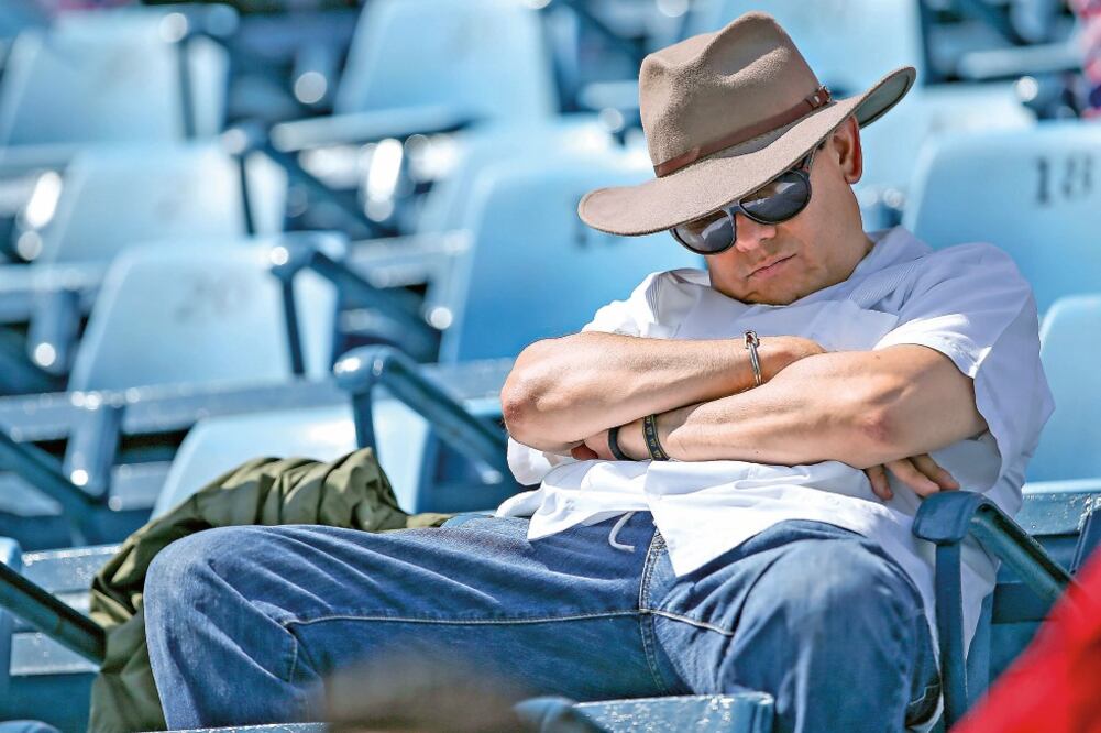 Una siesta, la mejor forma de evadir la desilusión celeste (AGUSTÍN CUEVAS. IMAGO7)