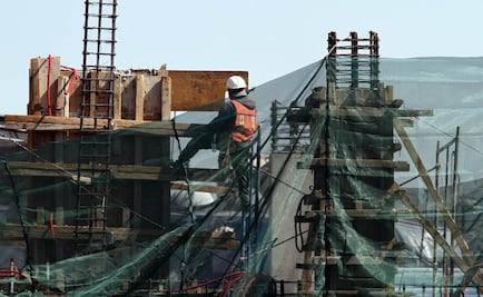 Retrocede inversión física en septiembre tras 13 meses al alza: Inegi