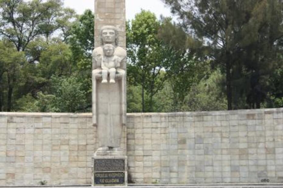 Mucho cemento, olvido… y poca madre