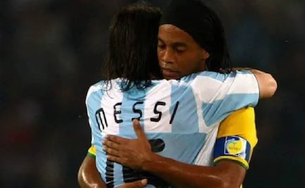 Ronaldinho se rinde ante la Selección Argentina: "Es un futbol que da gusto ver"