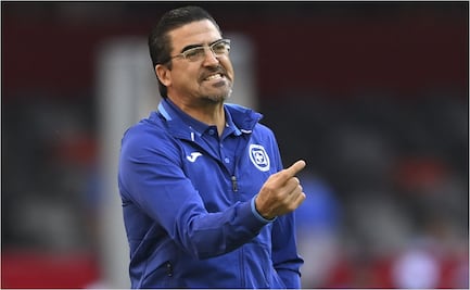 Joaquín Moreno, técnico de Cruz Azul, asegura que es tiempo para nuevas generaciones de técnicos