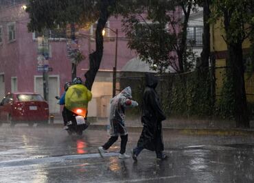CDMX activa alerta naranja por fuertes lluvias en una alcaldía; otras 6 se mantienen en amarillo