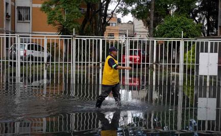 Reportan nueva fuga de agua en Iztapalapa; "esperemos quede hoy mismo" la reparación, dice alcaldesa