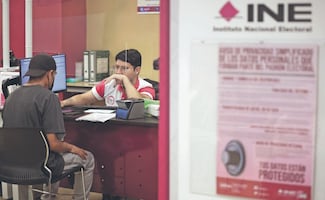 ¿Piensas cambiar tu credencial para votar estas vacaciones?; checa qué días cierran los módulos del INE