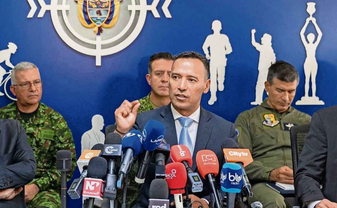 El ministro de Defensa, Pedro Sánchez, ayer durante una conferencia de prensa en Bogotá. Foto: Sergio Lima / AFP