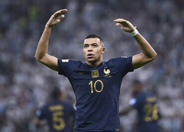 Real Madrid prepara oferta de escándalo por Mbappé